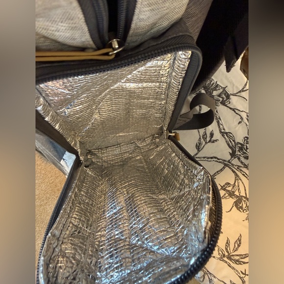 Eddie Bauer Cascade Back Pack Diaper Bag - Black/Gray - Picture 14 of 16